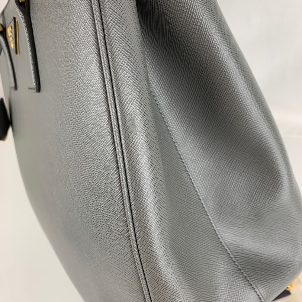 New Prada Italian Galleria Large Double Zip Tote - Picture 7 of 8